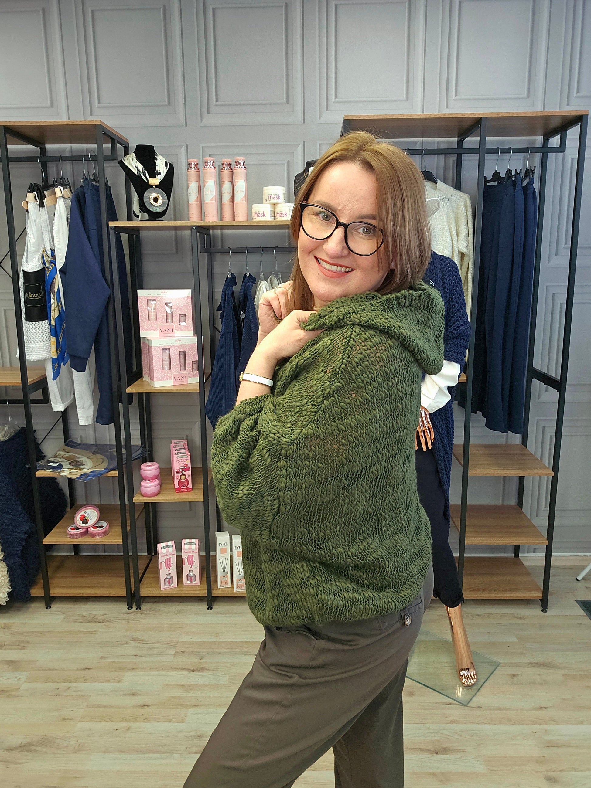 Pullover Bär mit Kapuze gehäkelt Minouu Khaki Minouu