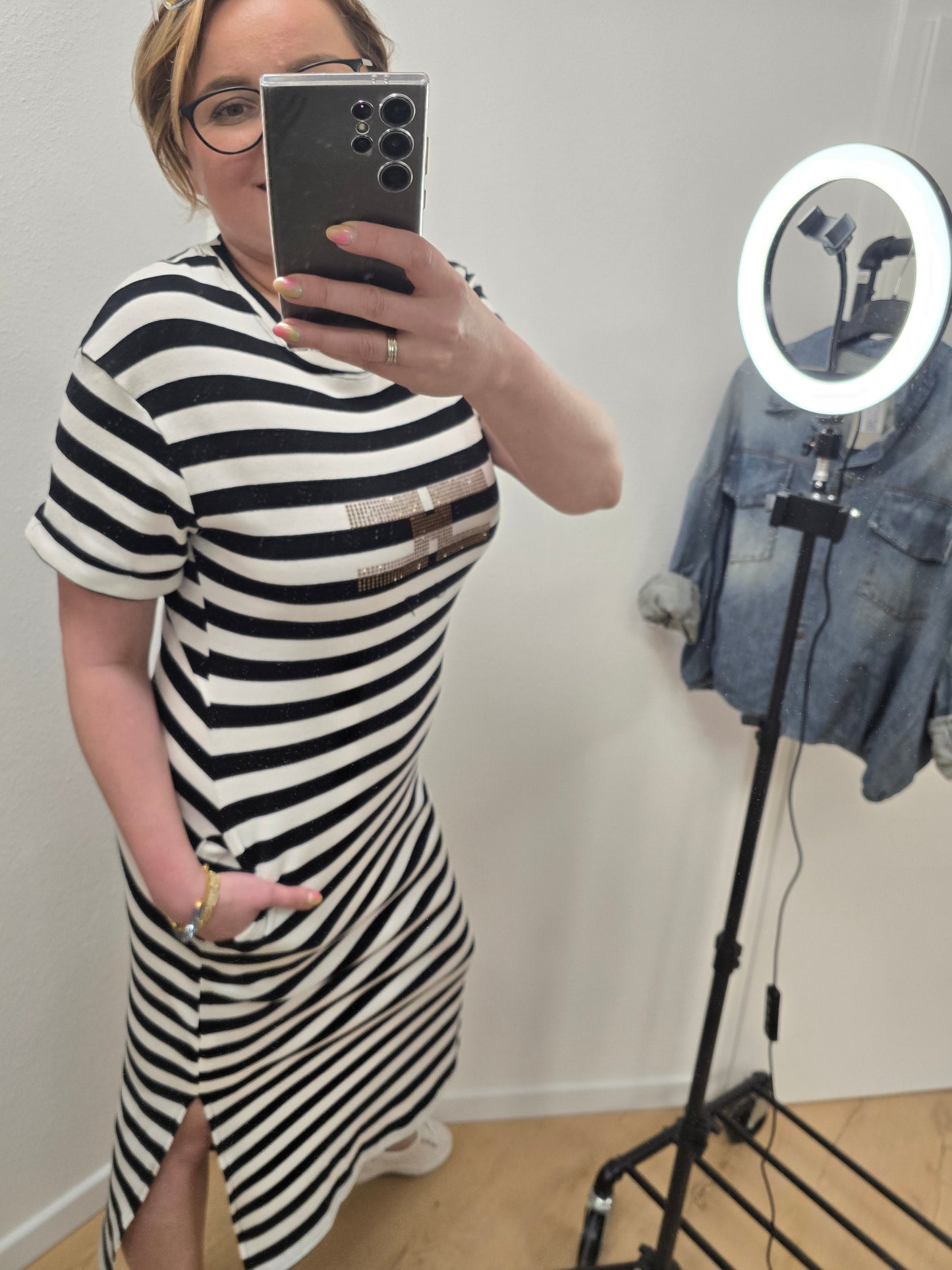 Wespe Kleid schwarz-weiß Charyzma