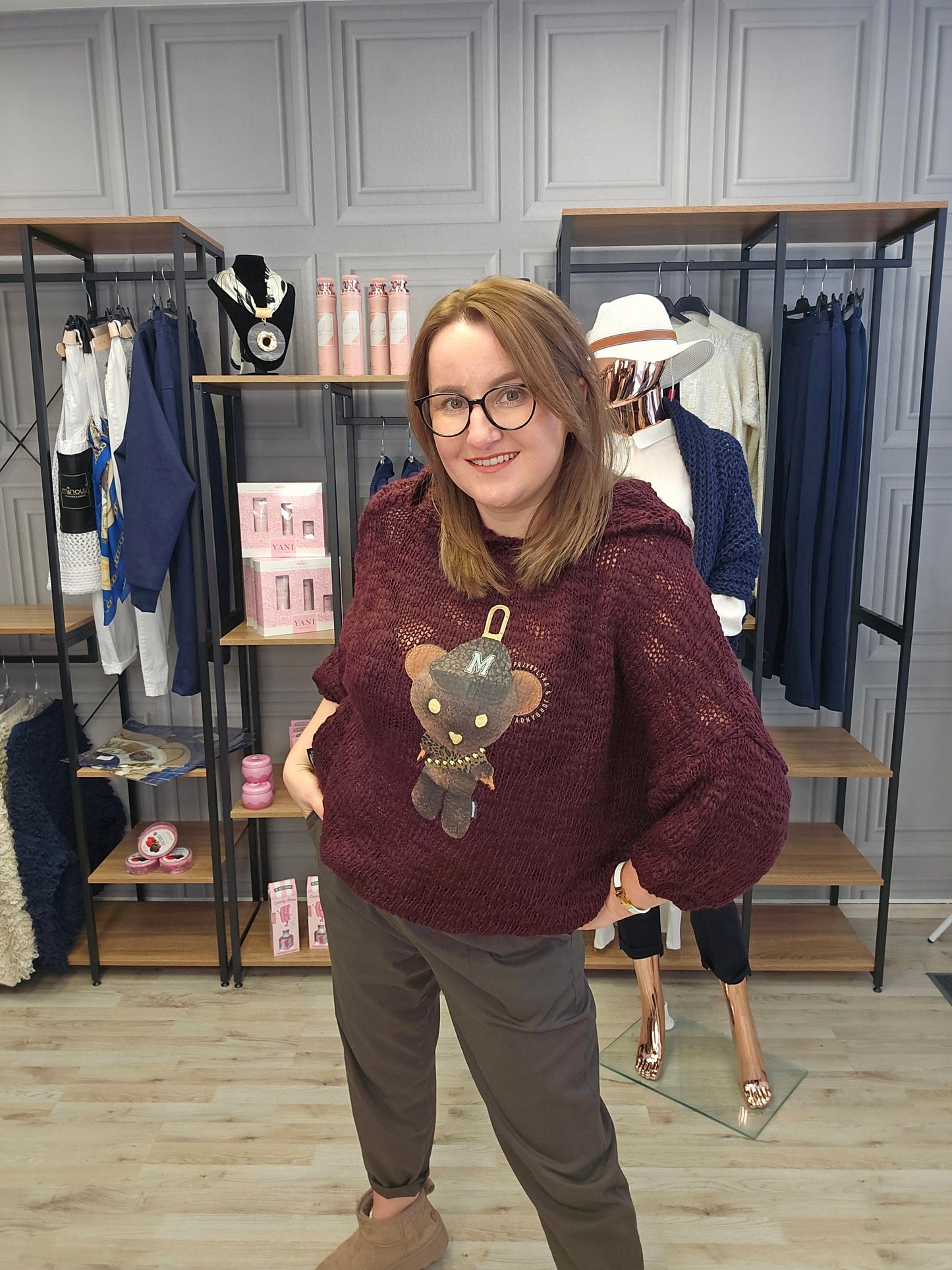 Pullover Bär mit Kapuze gehäkelt Minouu Burgund Minouu