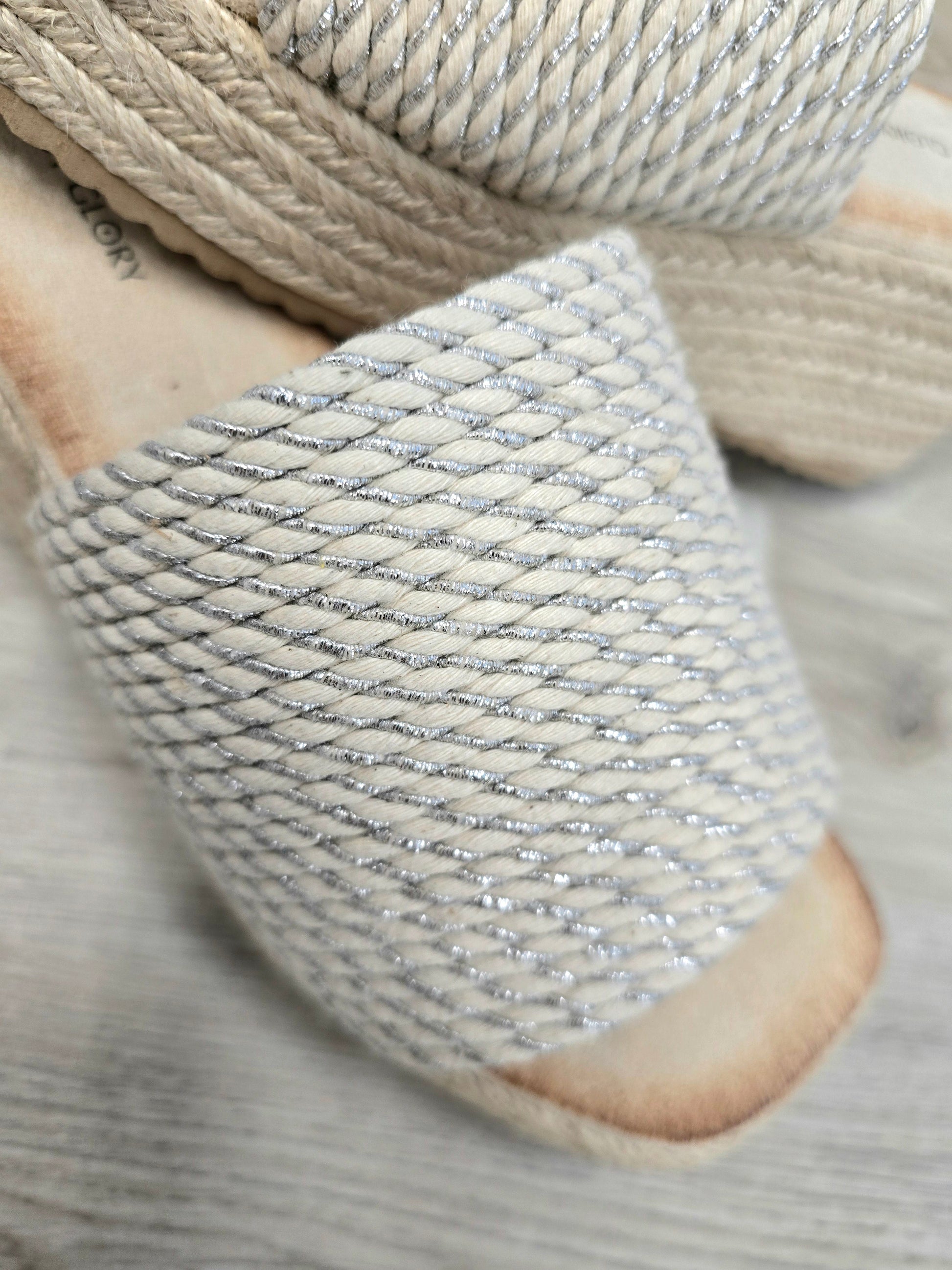 Plateau Sandalen Boho Pantoletten Bast-Optik Ramoneska