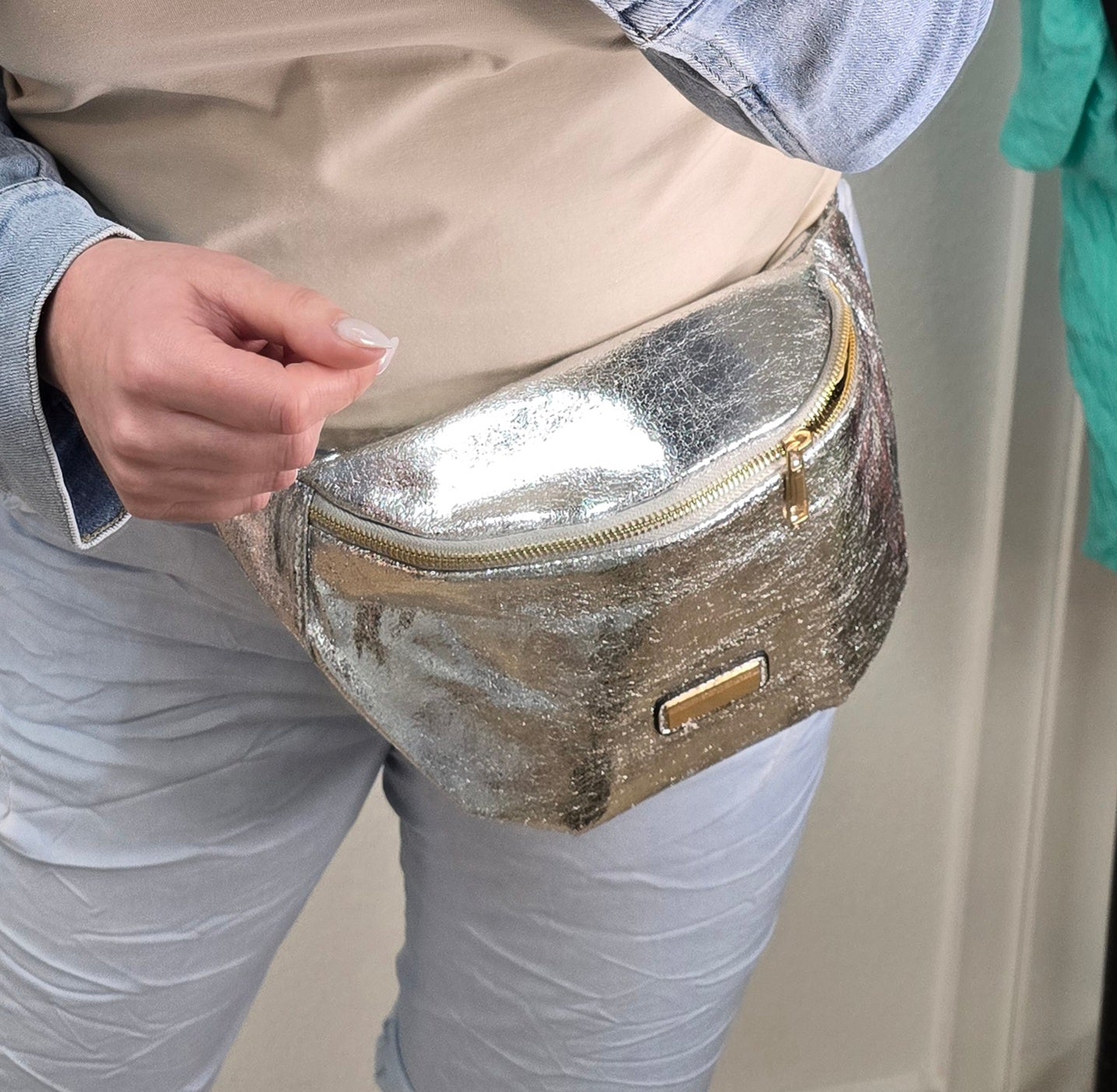 Body Bag Bauchtasche Silber Ramoneska