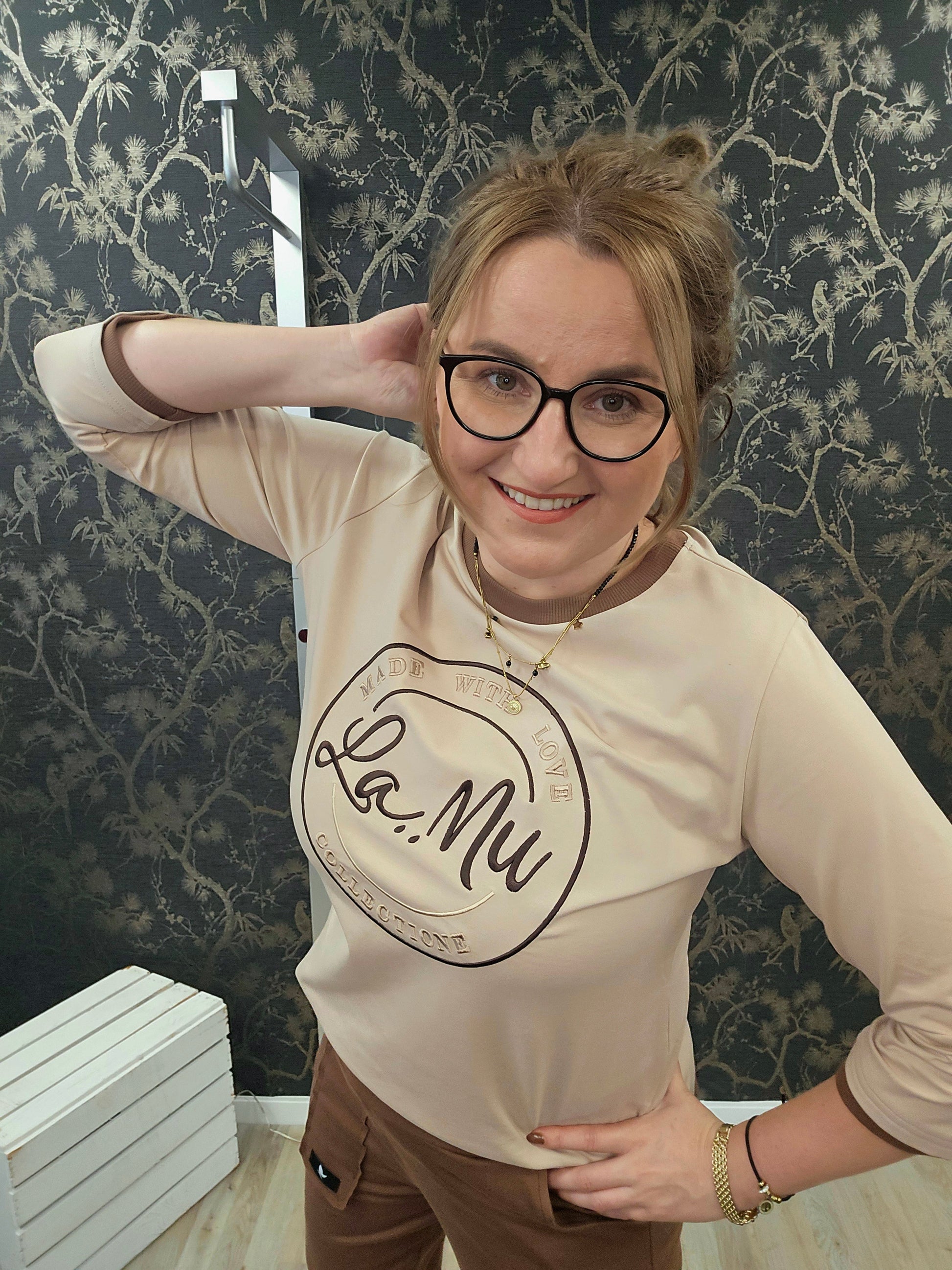 Bluse Stickerei Logo la..mu beige la..mu