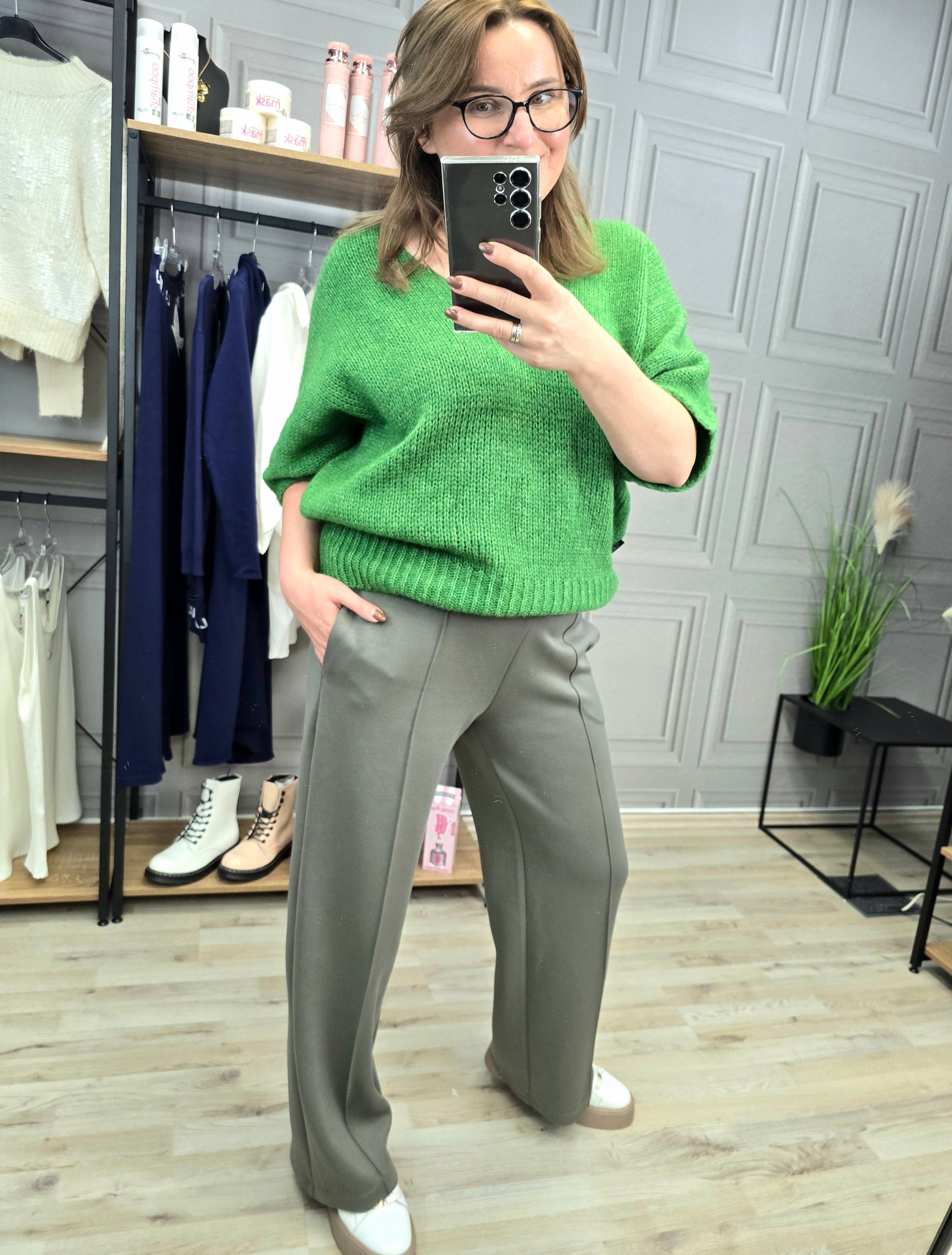 Hose Breite Beine Agnes khaki Minouu