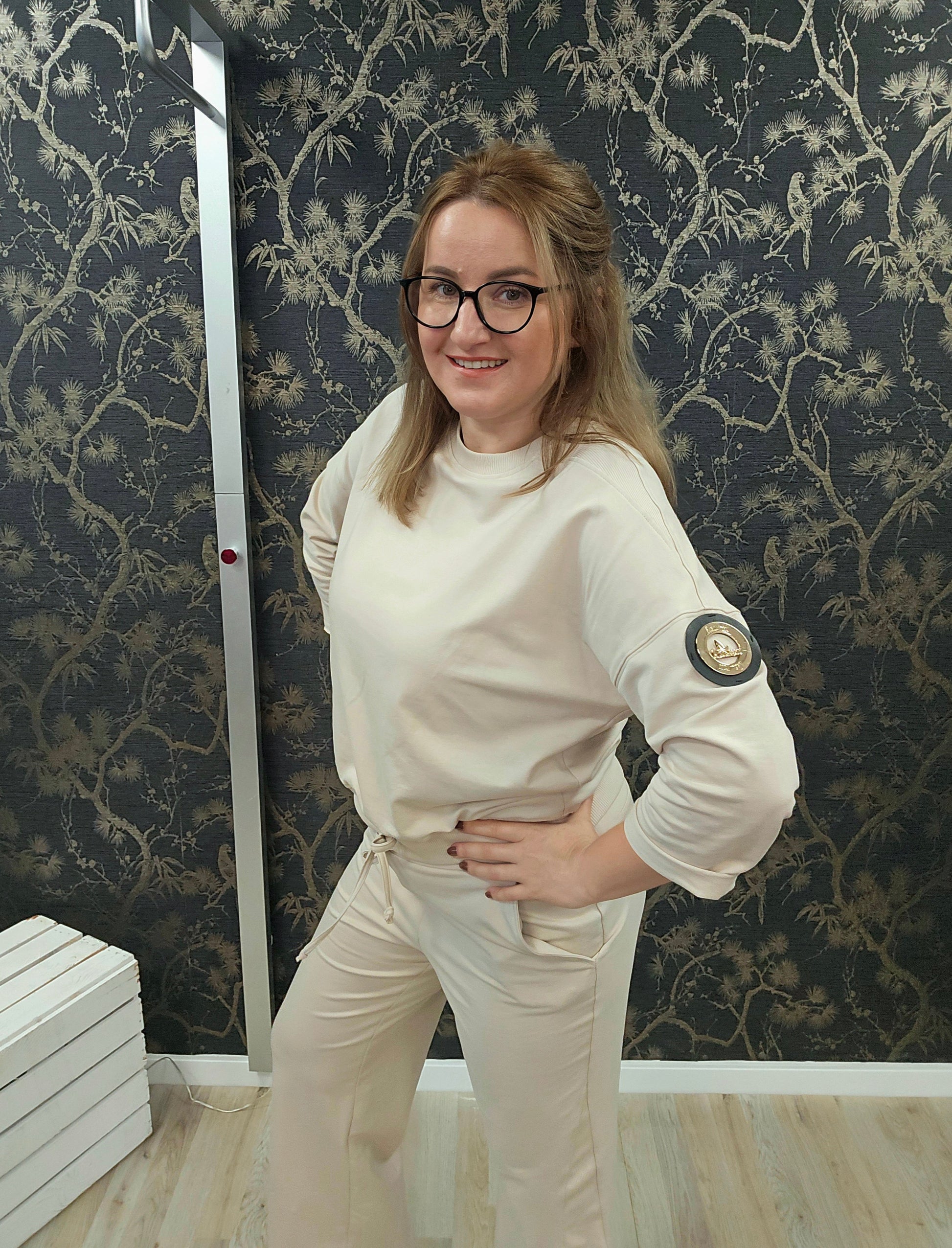 Anzug la..mu Ring Logo beige  Sweatshirt und Hose breite Beine Ramoneska