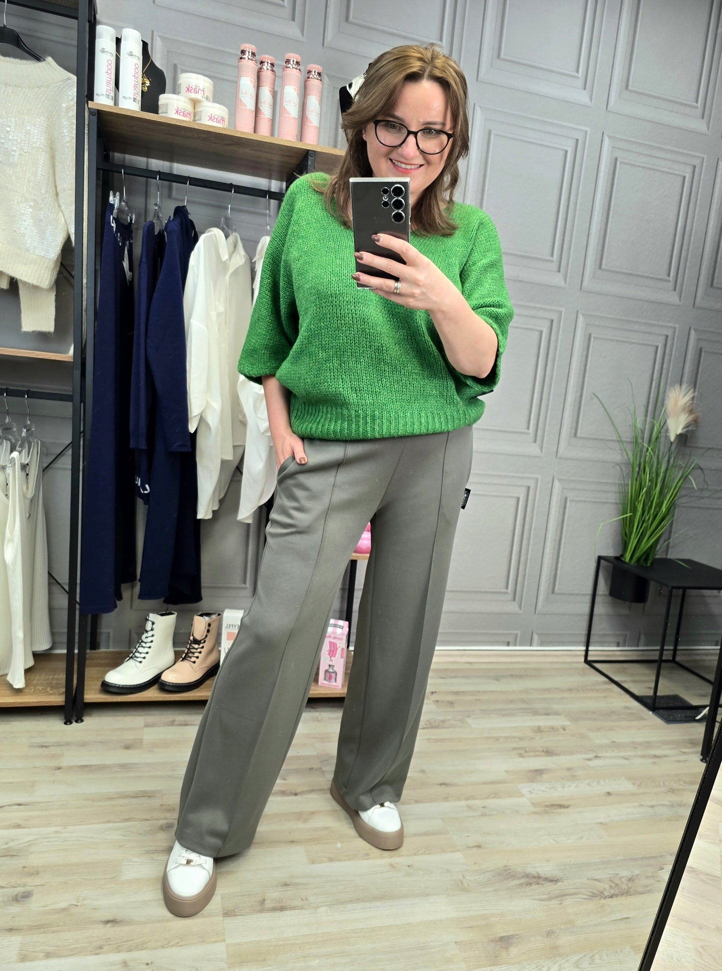 Hose Breite Beine Agnes khaki Minouu