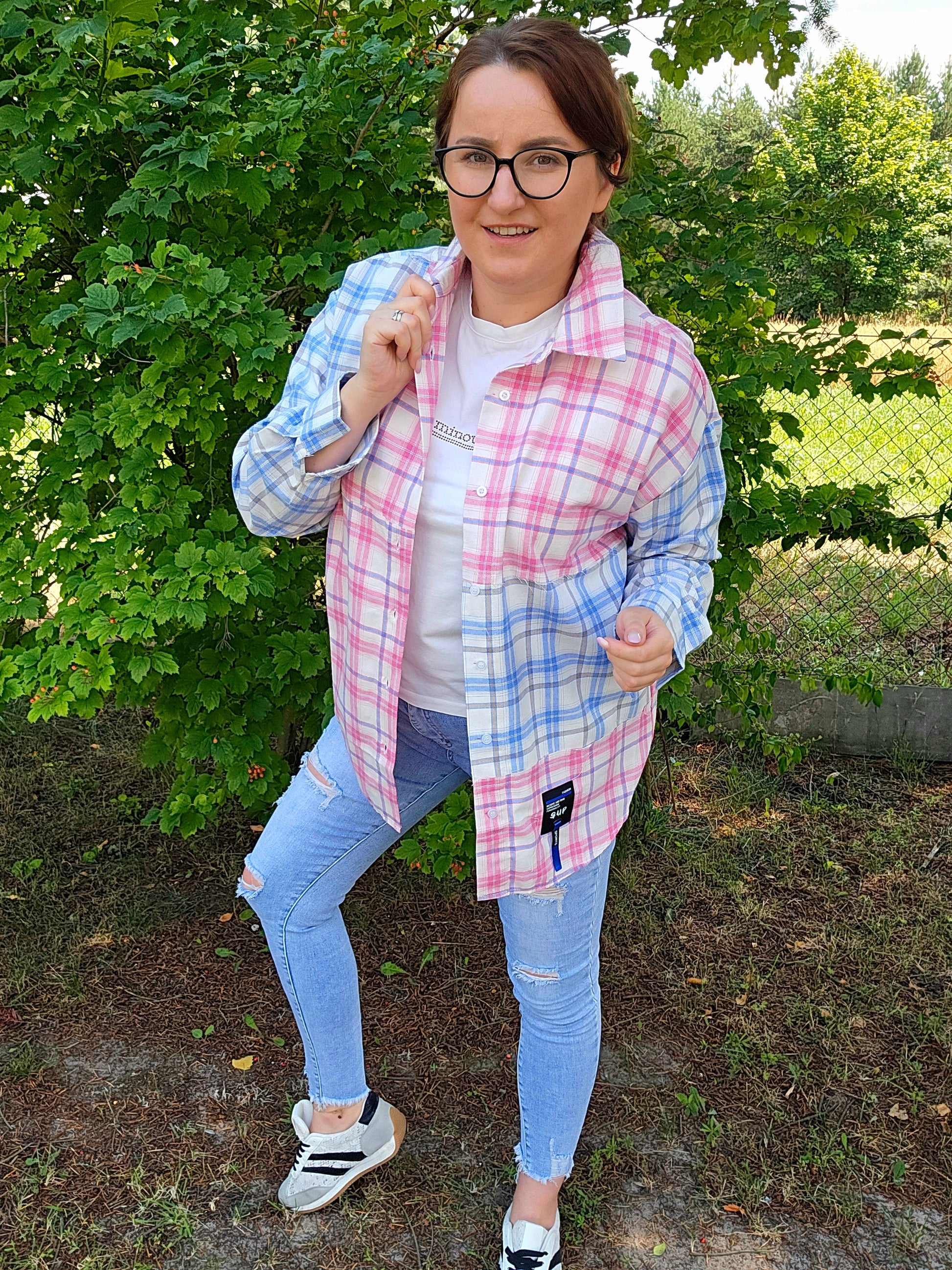 Trendiges Patchwork Karo-Hemd – Oversize Look hellblau - rosa Miss City