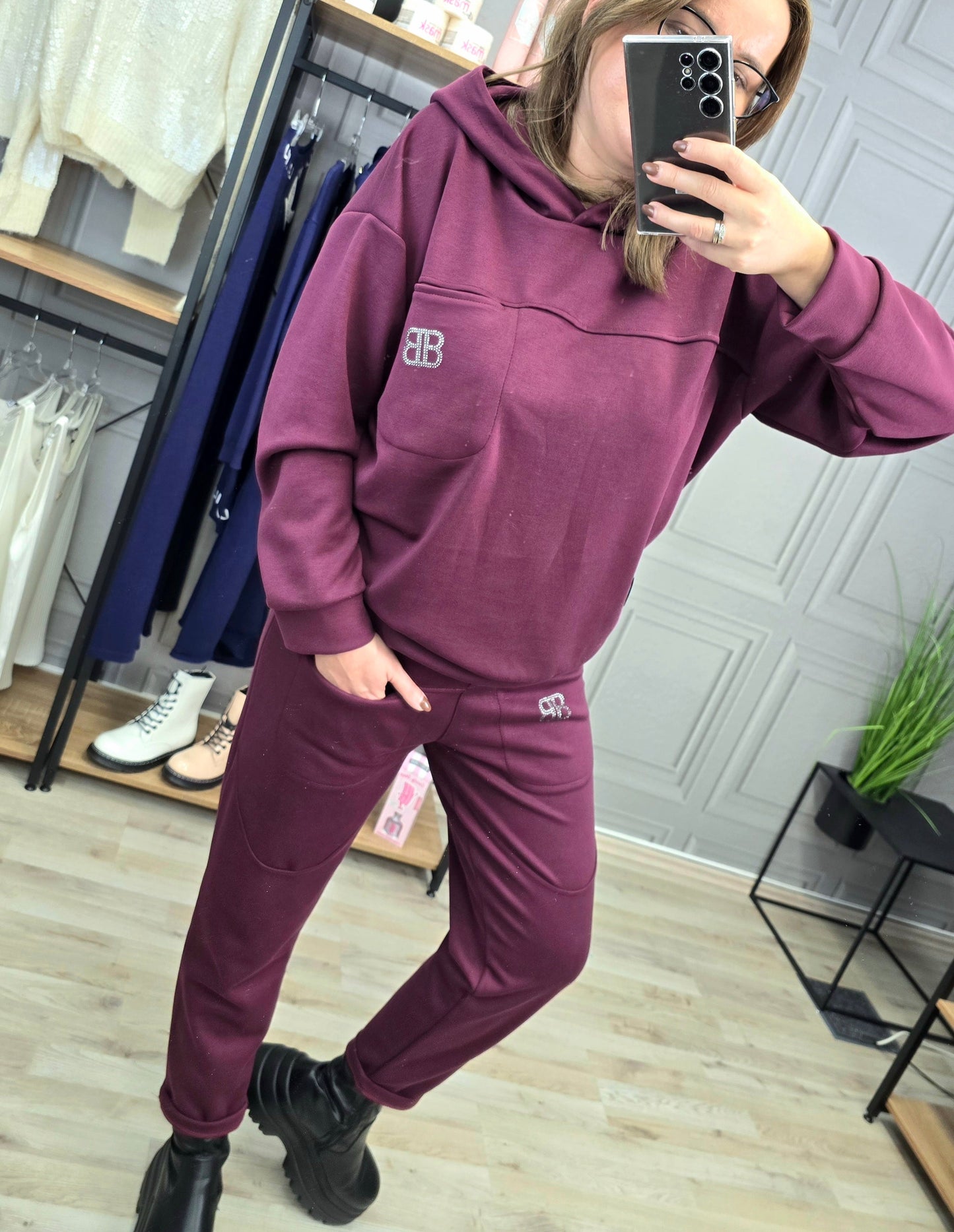 Anzug BB Hoodie & Hose Burgund von Minouu Minouu
