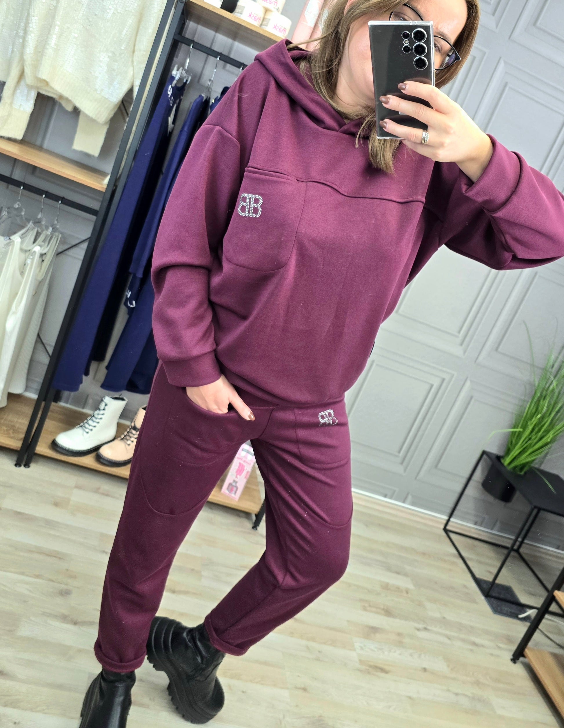 Anzug BB Hoodie & Hose Burgund von Minouu Minouu