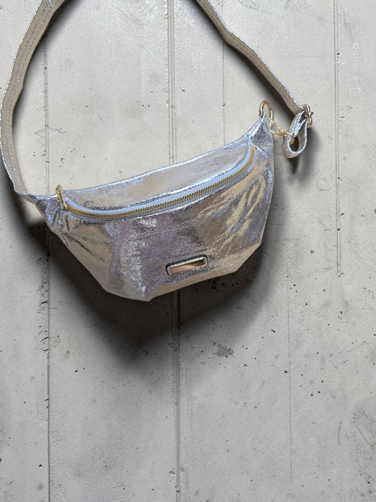 Body Bag Bauchtasche Silber Ramoneska