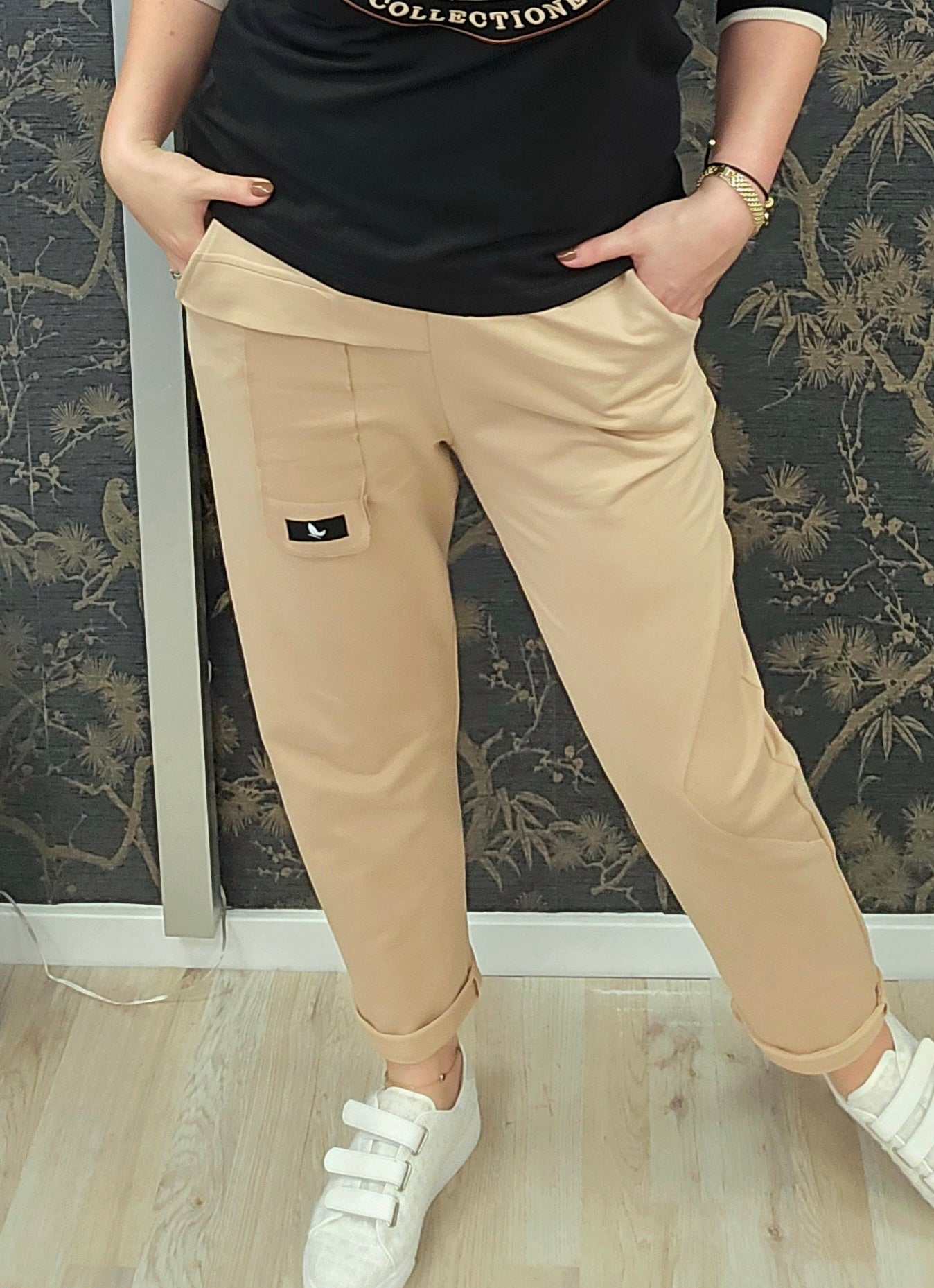 Hose Patka beige la..mu la..mu