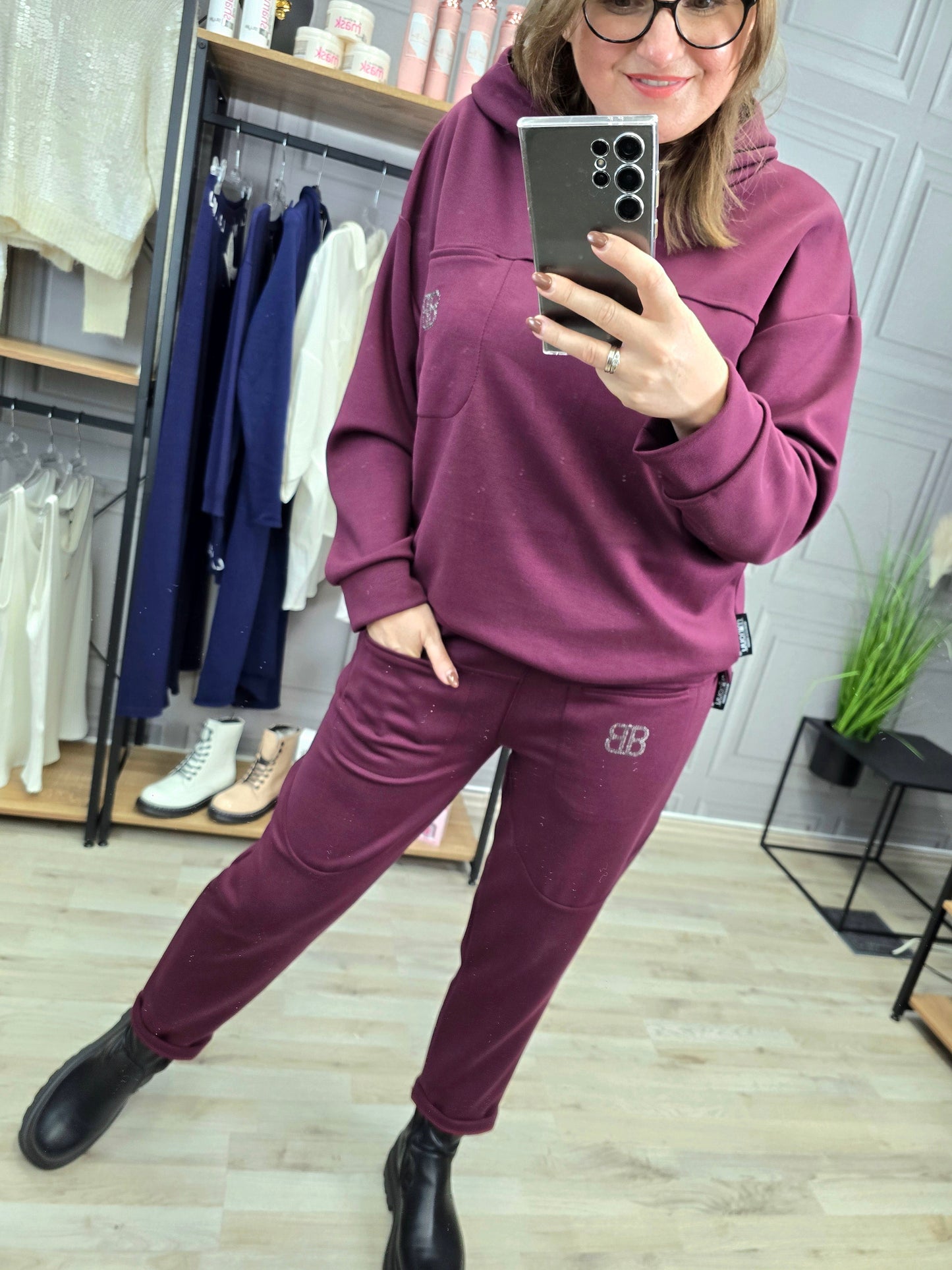 Anzug BB Hoodie & Hose Burgund von Minouu Minouu