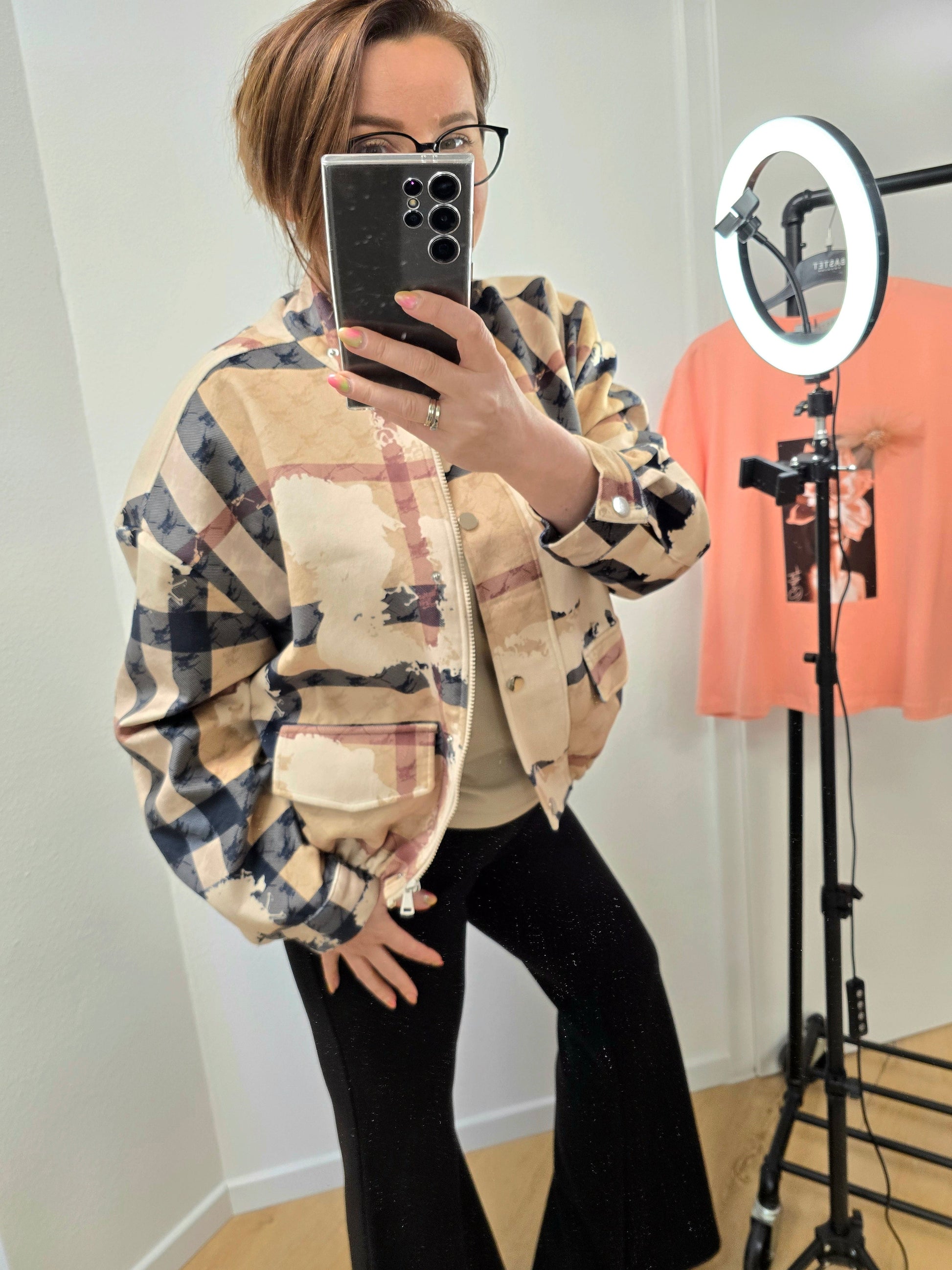 Bomberjacke Liza beige Muster Ramoneska